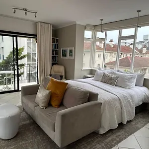 Apartment Cosy And Classy Sea Point, Kapstadt