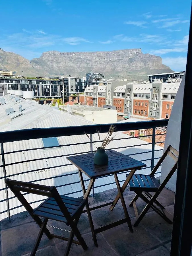 Loft 2 - De Waterkant Cape Town Apartment